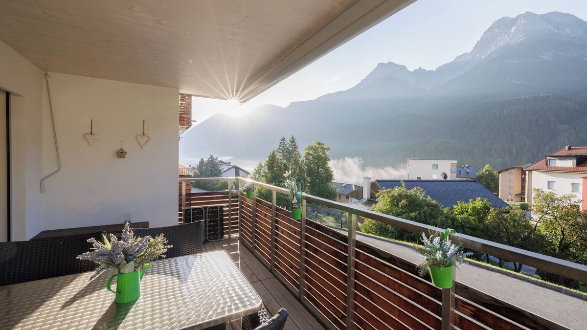 Engadin Scoul Apartment | Allegra and welcome to the Sotsass A1 vacation apartment