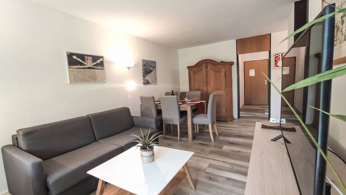 Davos-Platz Apartment | Allod Park Haus A E02 by Interhome