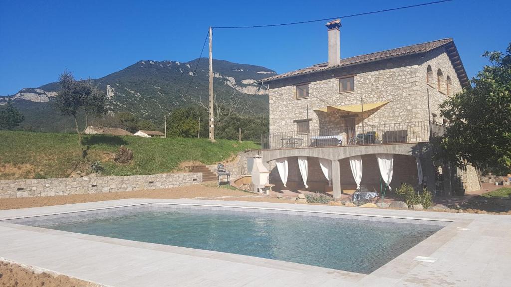 Sales de Llierca House | Allotjatments Can Servosa