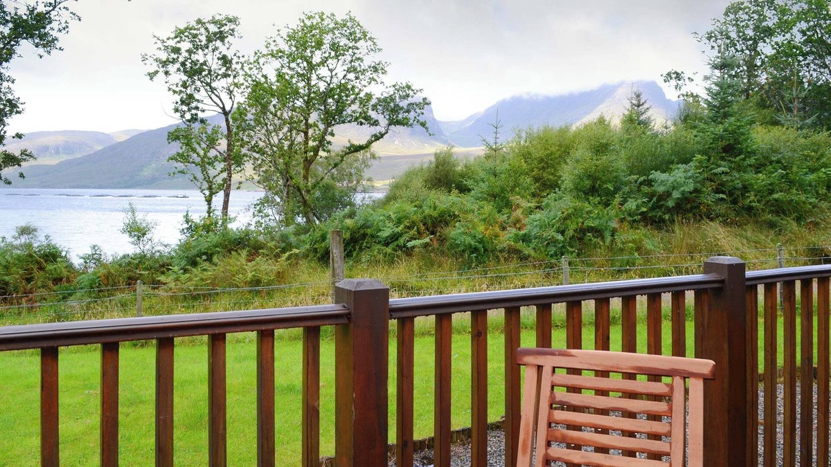 Strathcarron Cottage | Allt Beag (Little Streams)