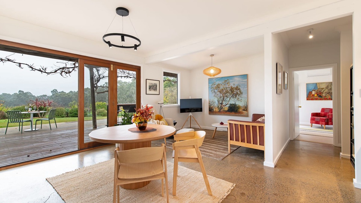 McLaren Flat Villa | Alluca Villa McLaren Vale vineyard escape