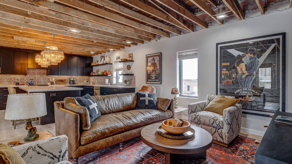 Casper Apartment | Alma Away For Your Perfect Western Stay
