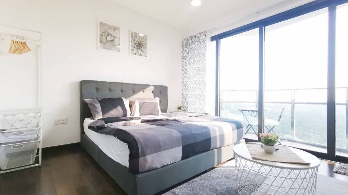 Nusajaya Apartment | Almas Suites #2 (WIFI) @ JB City Homestay