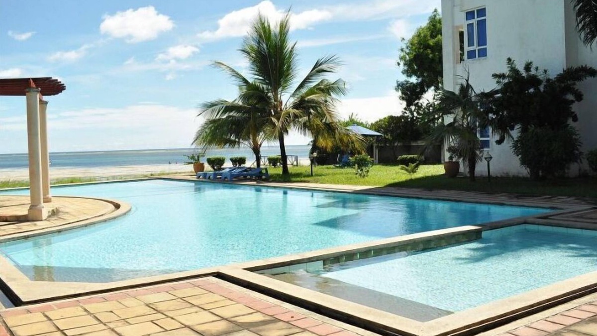 Mombasa Apartment | ALMASI - W7 BEACH FRONT