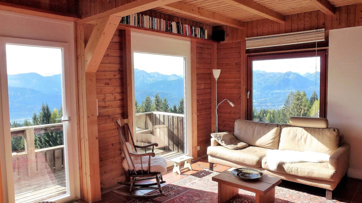 Fresach House | Almhaus ZUCKERL with a tiled stove at 1200 m with a dream view