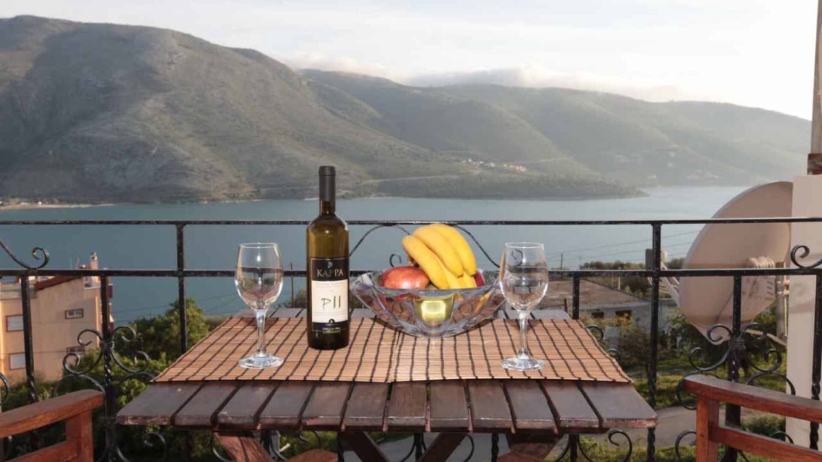 Plataria House | Almini Apartments