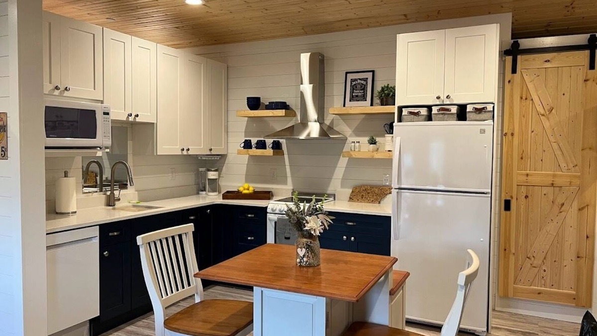Pleasant View Apartment | Almost Nashville nBrand NEW studio apartment!
