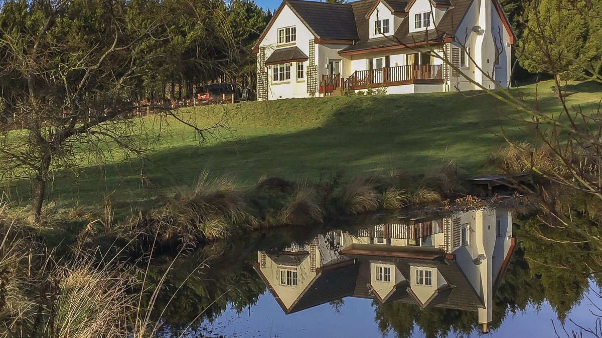 Chesters House | ALNWOOD Stunning detached house set in private woodland