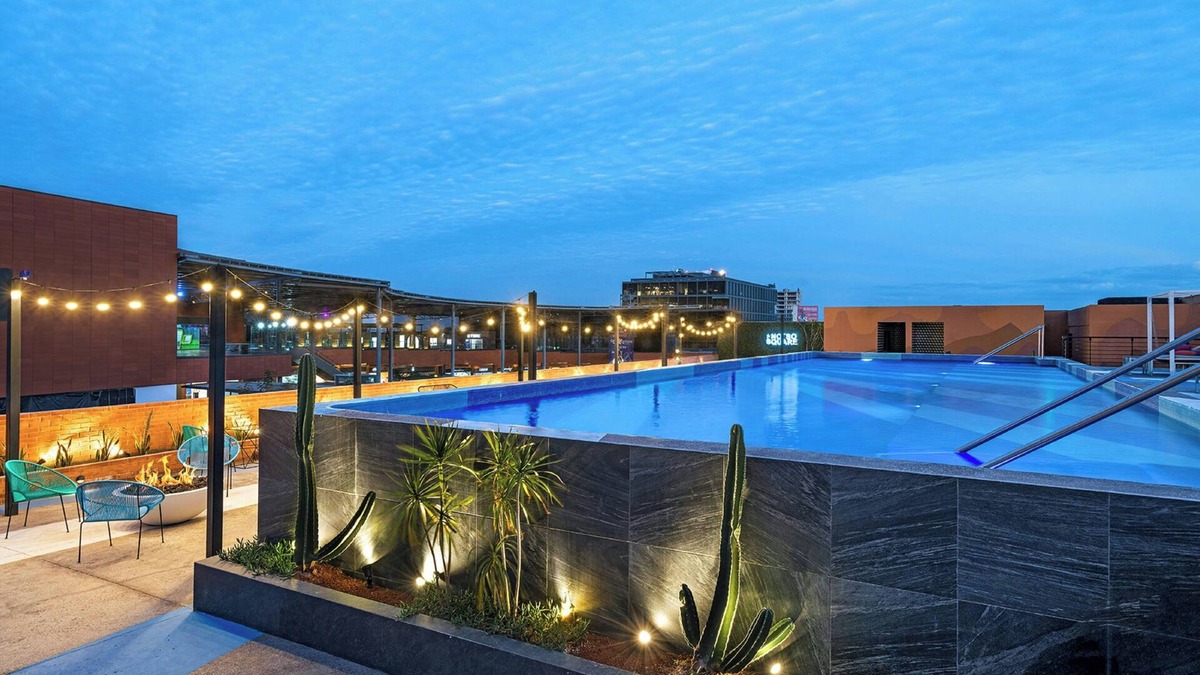 Los Gavilanes Hotel | Aloft Guadalajara Sur
