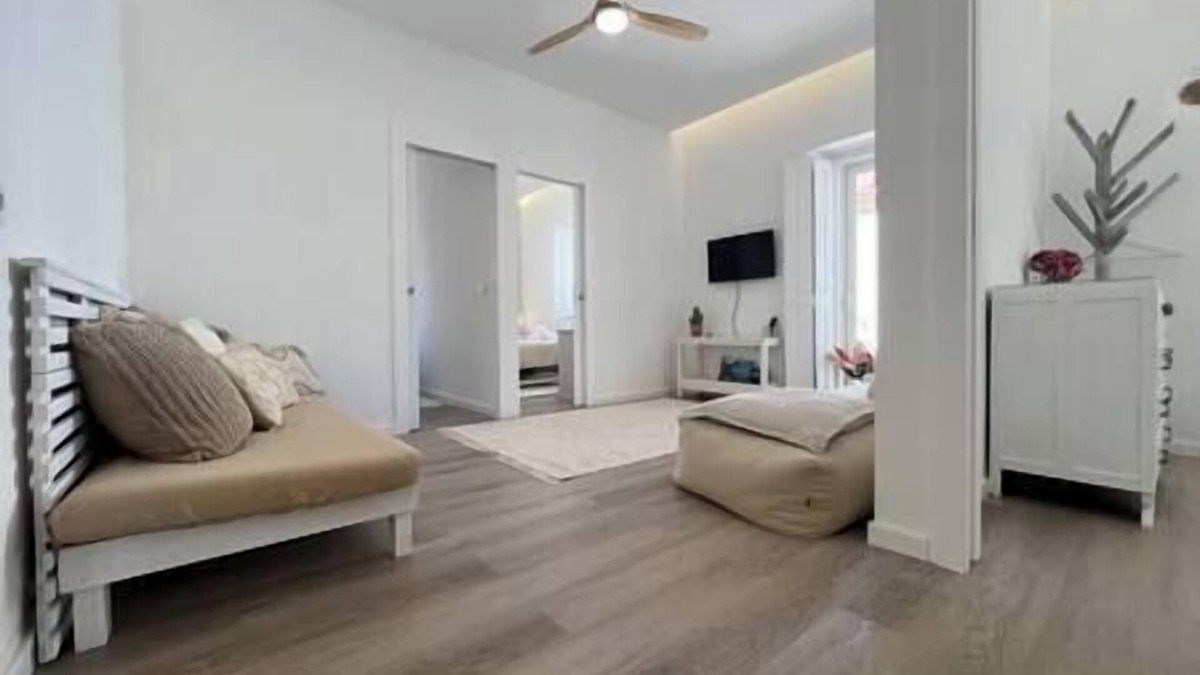 Parede Apartment | Aloha Pink House 3 Bedroom Apartment Parede Cascais