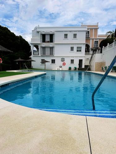 Marbella Apartment | Aloha Pueblo, Garden , Rooftop View Marbella 3-Storey Townhouse