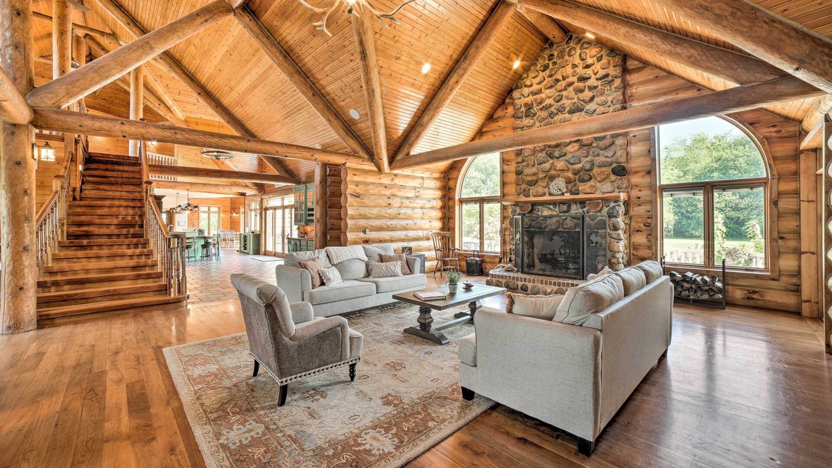 Grundy County Other | Aloha Ranch 10,000 sq/ft, 40 acres, game room, theater, fishing pond, and more!