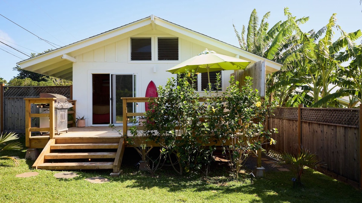 Pupukea Cabin | Aloha Surf Cabin - Private Yard & Entrance!