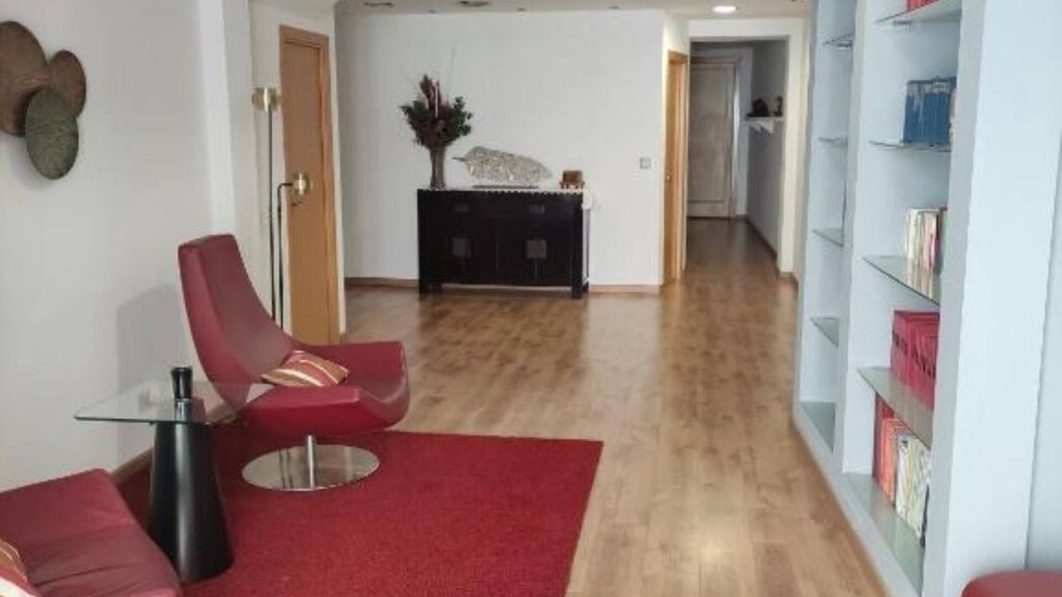 El Prat de Llobregat House | Alojamiento independiente de invitados el Olivo