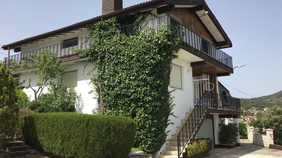 Quintanilla Valdebodres Ski Chalet | Alojamiento en uno de los Pueblos mas Bonitos de España Desde 2022