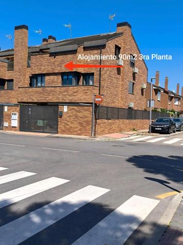 Meco Apartment | Alojamiento independiente dentro de chalet 3er piso