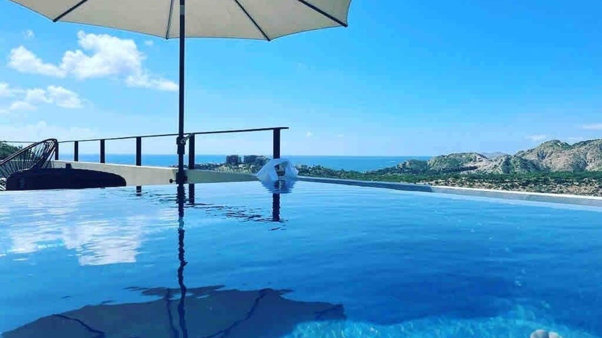 Puerto San Carlos House | Alojamiento Entero: Condominio en México