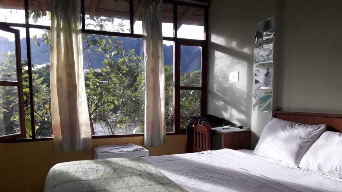 Mindo House | Alojamiento Para los Amantes de la Natualeza