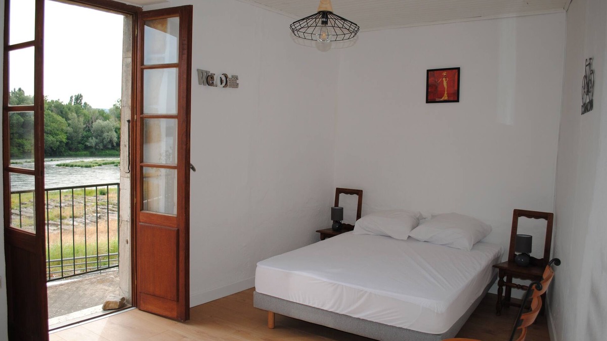 Baix House | Along the Rhône, Baix