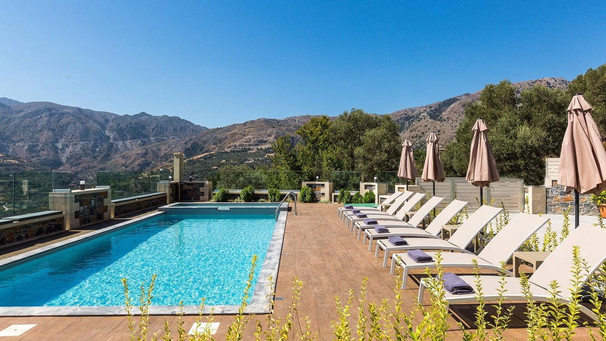 Filaki Villa | Aloni Villa, an Authentic Countryside Retreat