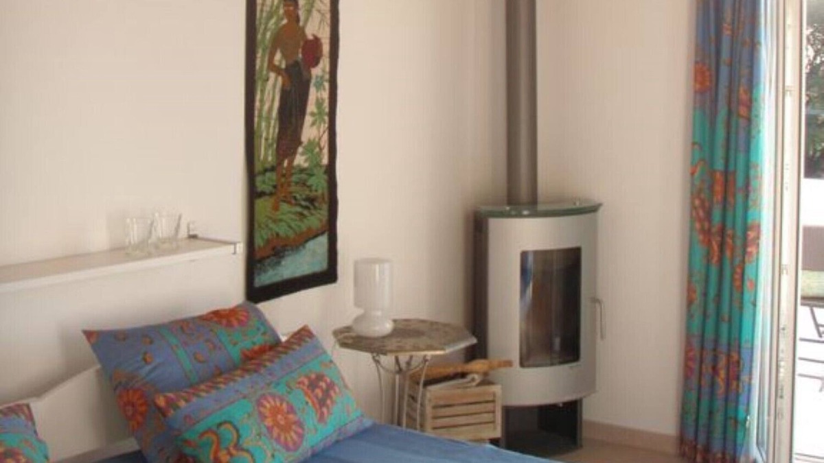 Votsi Apartment | Aloniro - Studio 3