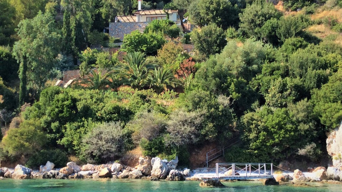 Nimfea Villa | Alonissos/Alonnisos - Idyllic Villa with private beach & jacuzzi, amazing views