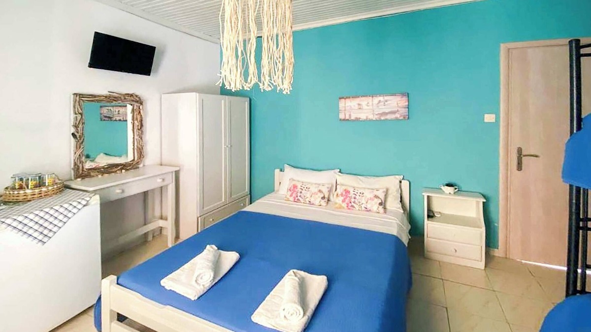 Patitiri Condo | Alonnisos Beachfront Nest - Cozy Summer Gem