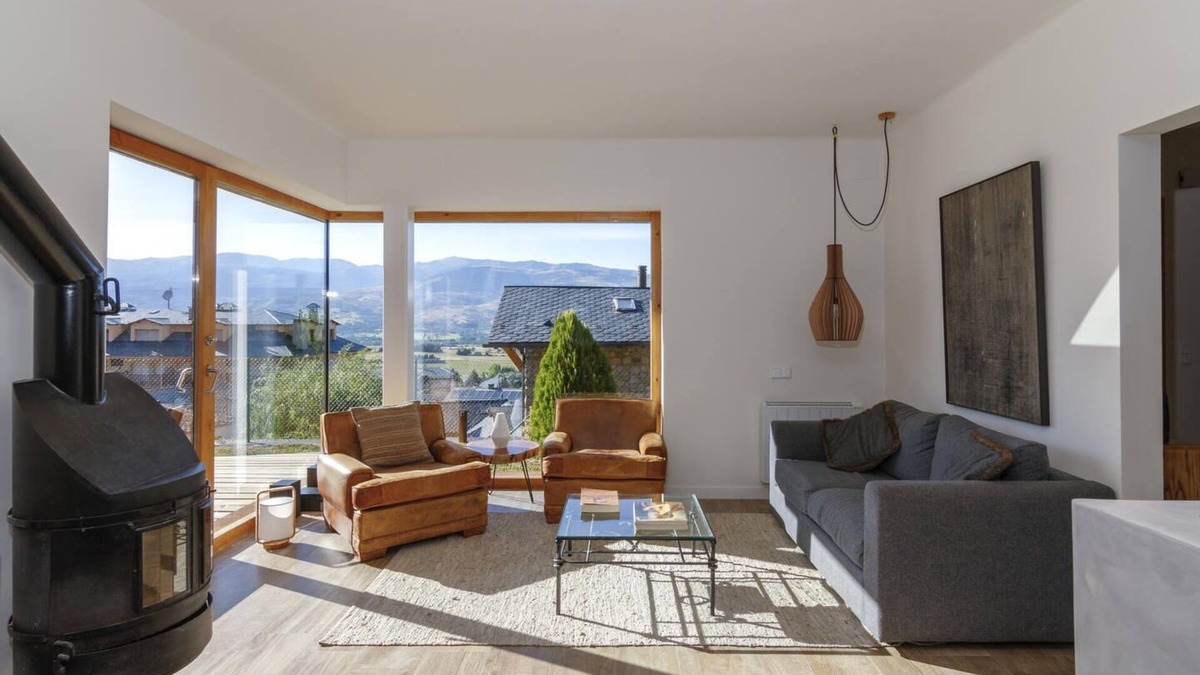 Alp House | ALP III - 7 PAX - Three Bedroom House, Sleeps 7