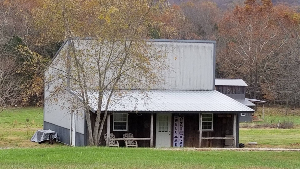 Glover Cabin | Alpaca Farm Stay