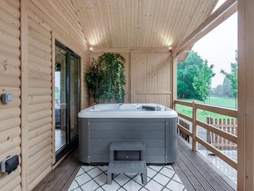 Welby House | Alpaca Lodge
