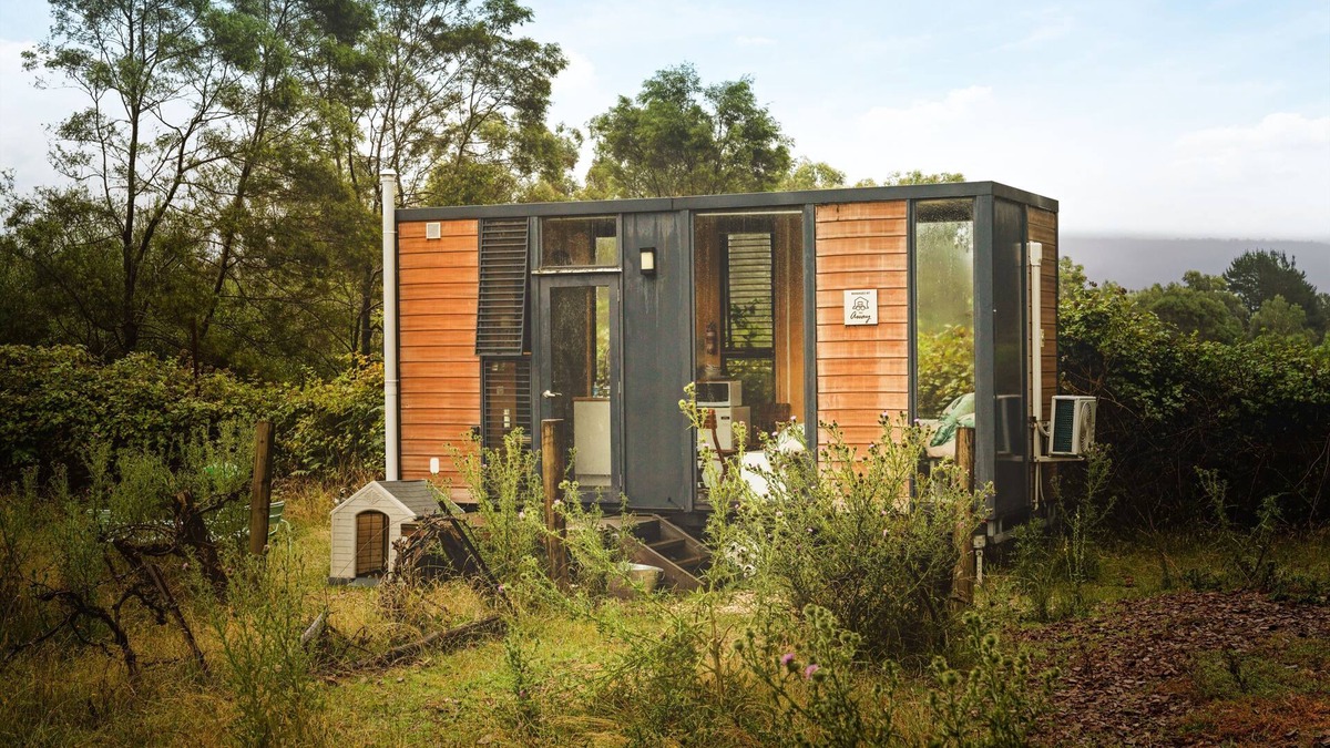 Flowerdale House | Alpaca Tiny House with Vineyard Lakeside by Tiny Away