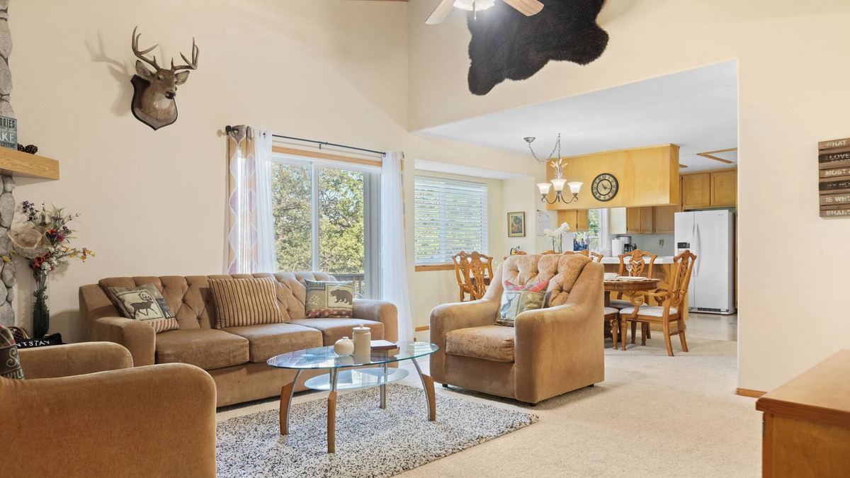Lake Arrowhead House | Alpen Drive by AvantStay | Alpine Retreat w/Private Deck, Views, Outdoor Dining