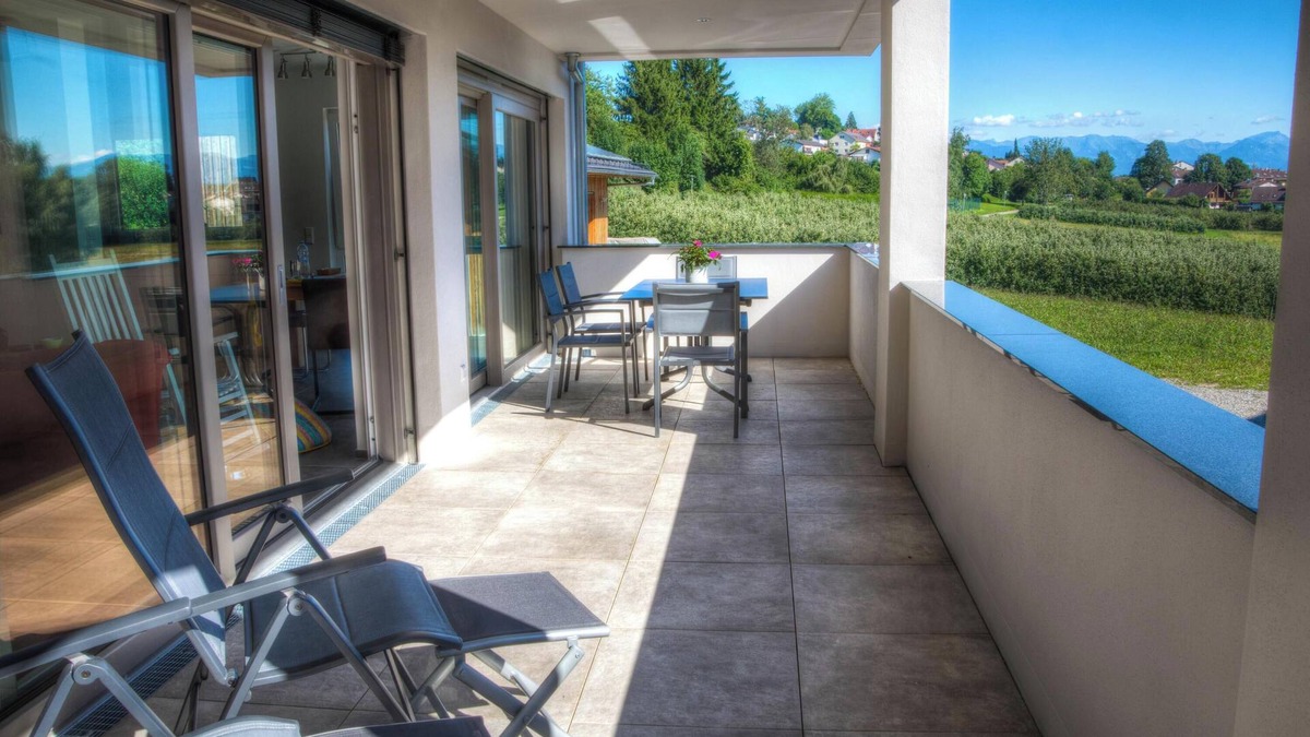 Bodolz Apartment | "Alpenblick 2 - Holiday Apartment" with Mountain View