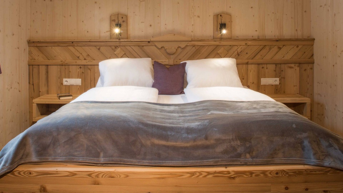 Ried im Zillertal Apartment | Alpenchalet - Ferienhof Stadlpoint