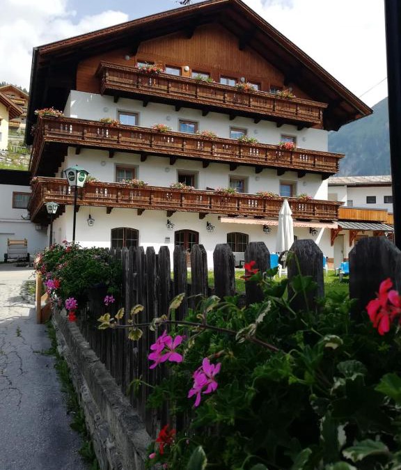 Großdorf Hotel | Alpengasthof Kals