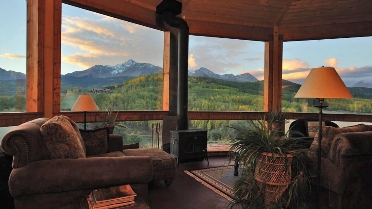 Placerville House | Alpenglow Ranch B&B, Telluride: 3 br/2 ba Panoramic Views/12 Acres/Pond