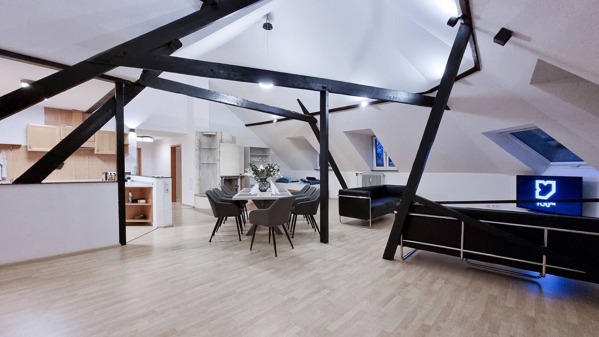 Bockum Apartment | Alpha Apartments: XXL Dachstudio, 8 Bett, Terrasse