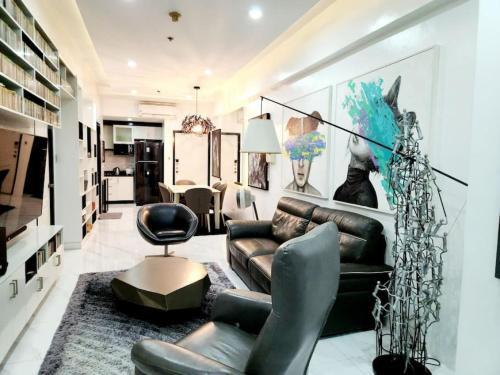 Ermita Night District House | Alpha Grandview Malate Condo 2005