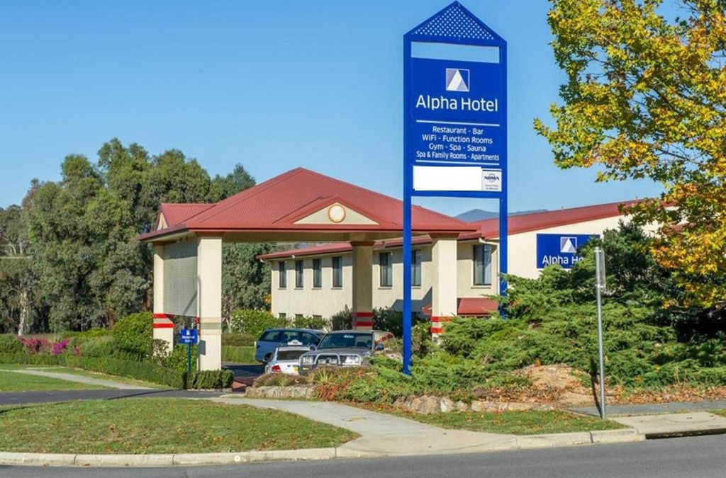 Greenway Hotel | Alpha Hotel Canberra