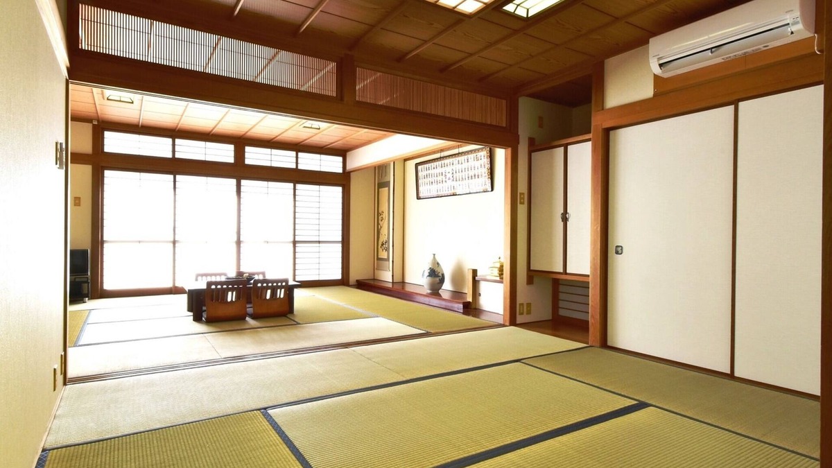 Hyakken Machi Apartment | Alphabed Takamatsu Marugamemachi 401 Tatami ha/Takamatsu Kagawa