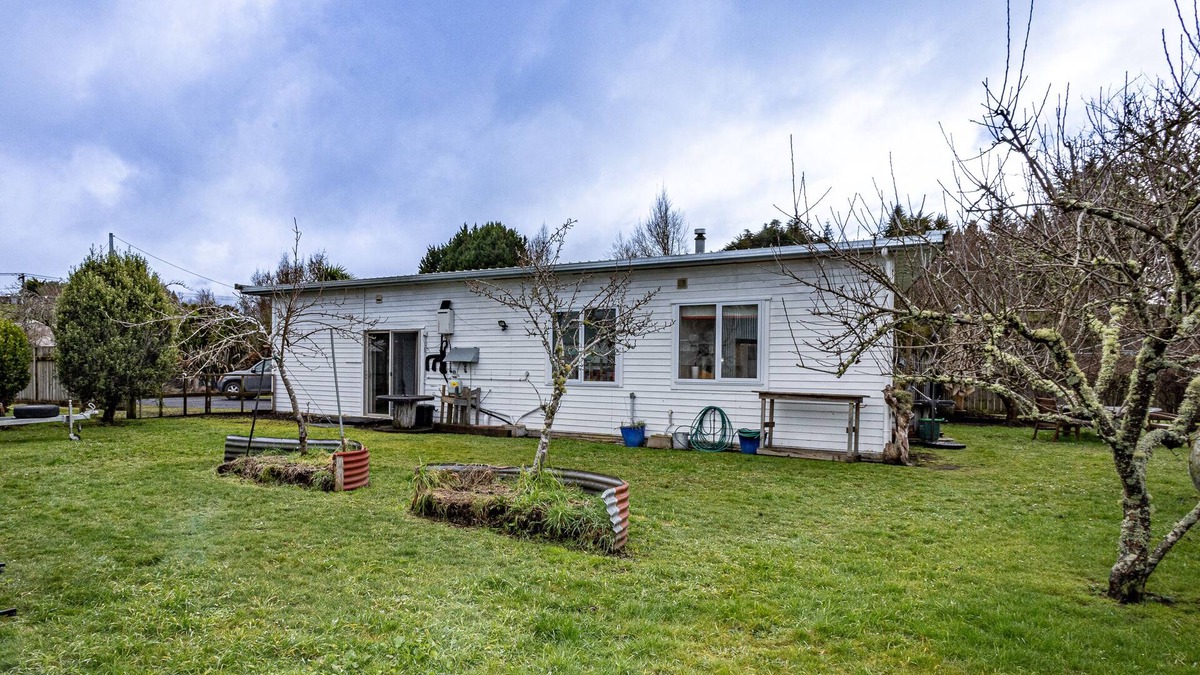 Raetihi House | Alpine Bach - Raetihi Holiday Unit