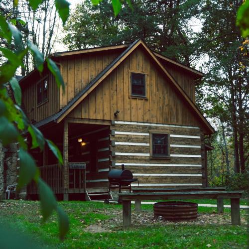 Logan House | Alpine - by The Chalets