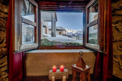 Antagnod Apartment | Alpine Essence, typical mountain style apartment CIR AYAS0036