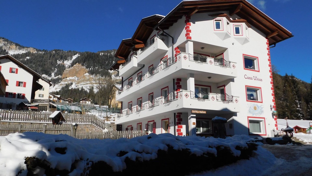 Vigo di Fassa Apartment | Alpine style apartment with beautiful view