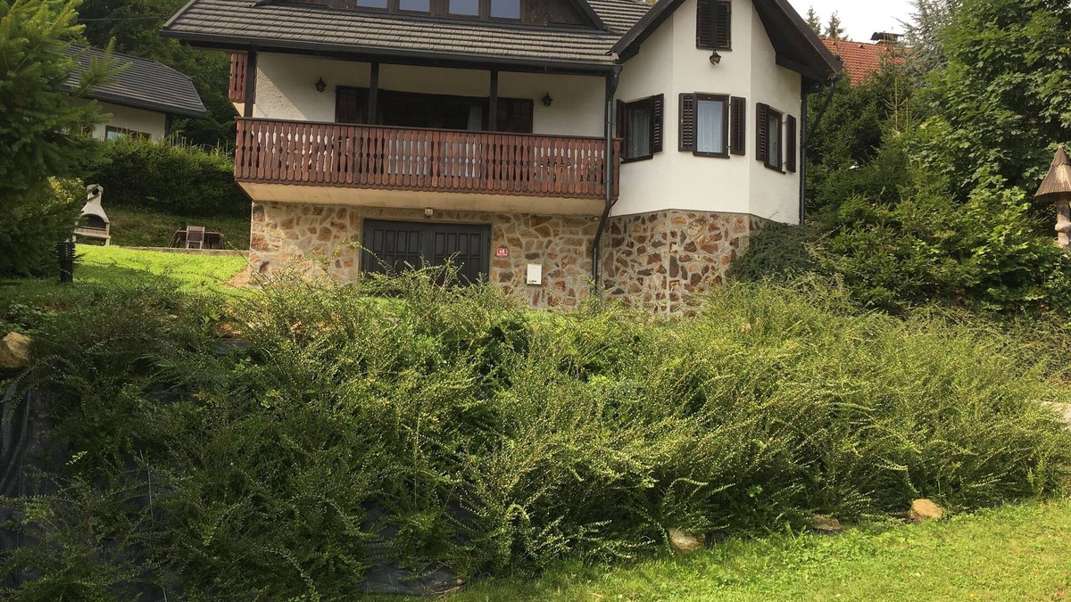 Zrece House | Alpine Style House with Stunning Views, Walking, Biking, Rogla Ski Area+Spa 5km