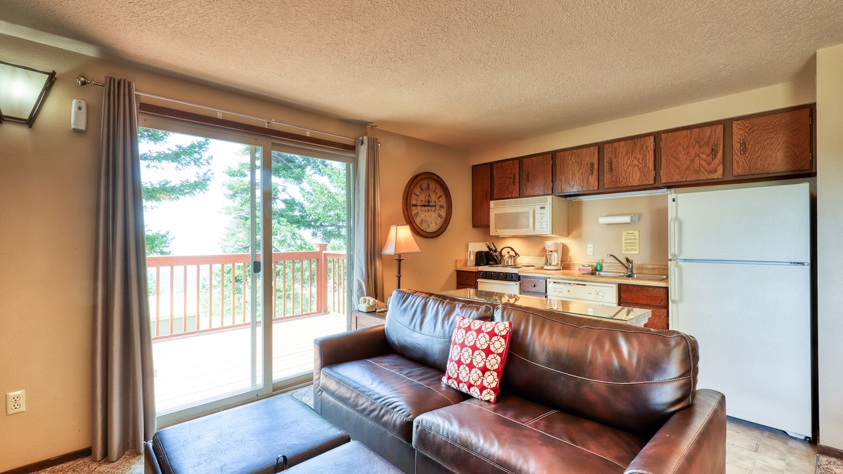 Boise Condo | Alpine townhome with WiFi & ski-in access