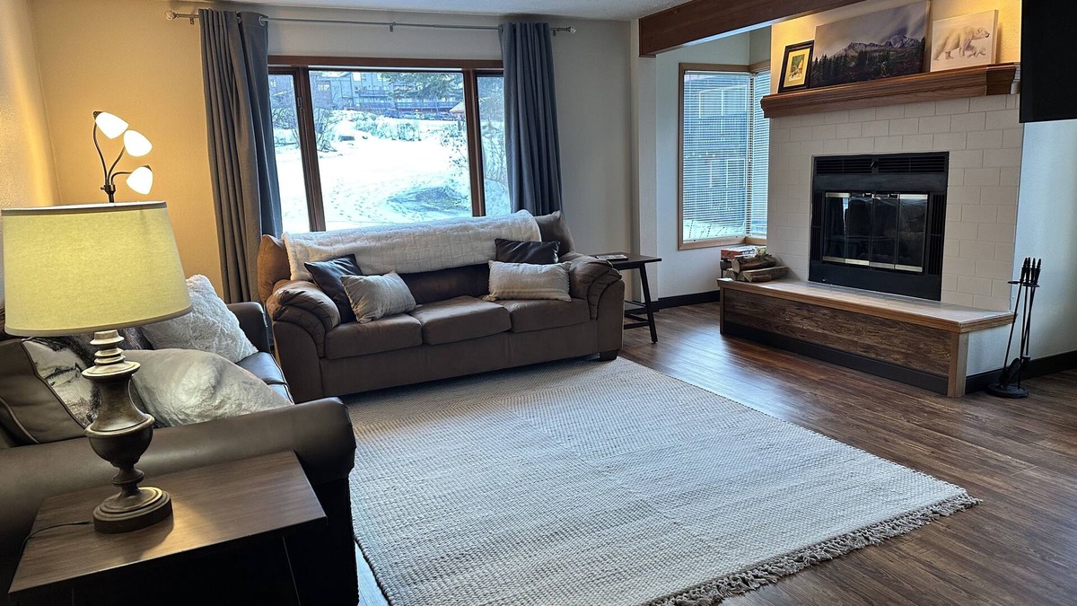Alyeska Apartment | Alpine-View Retreat in Girdwood
