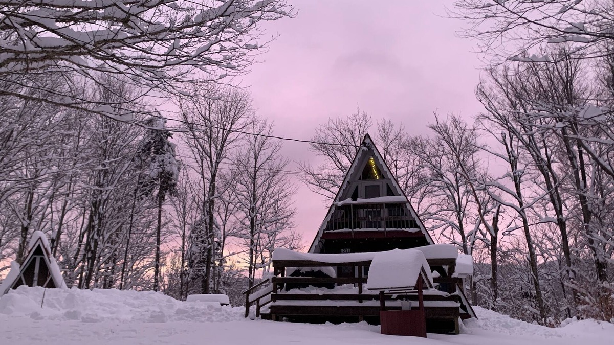 Warren Cabin | Alpine Village Chalet