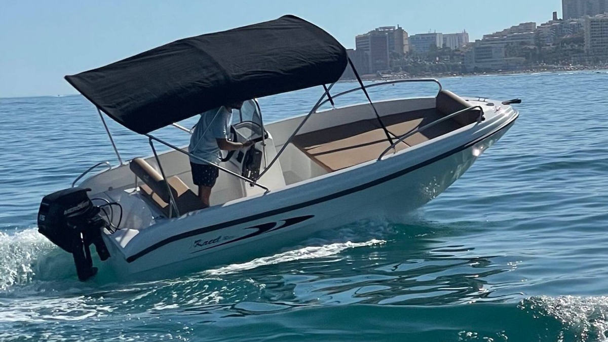 Benalmadena Costa Boat Rental | Alquiler DE Embarcación SIN Titulación Naútica