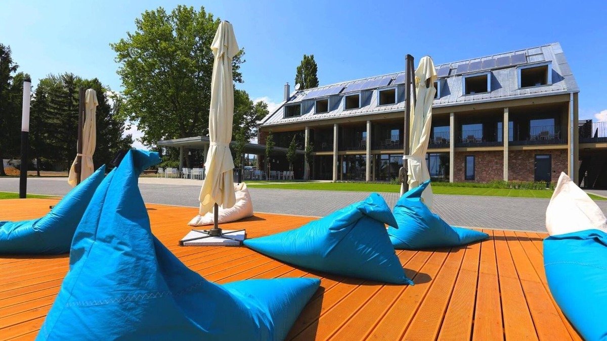 Alsóörs Hotel | Alsóörs Marina Hotel